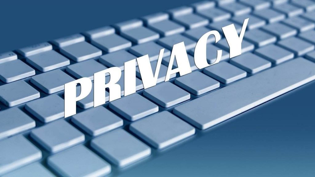 Privacy in pericolo sulle app di messaggistica (Via Pixabay)