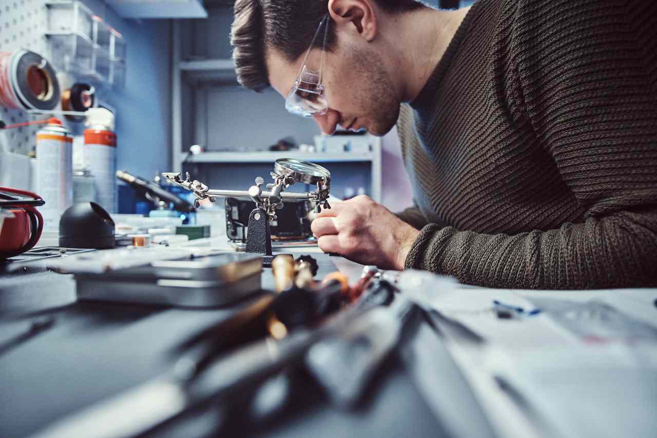 Laboratorio di ricerca (Adobe Stock)