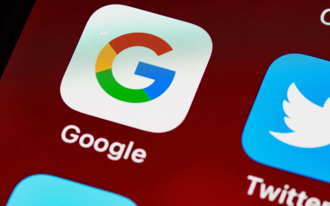 Google raccoglie 20 volte i dati