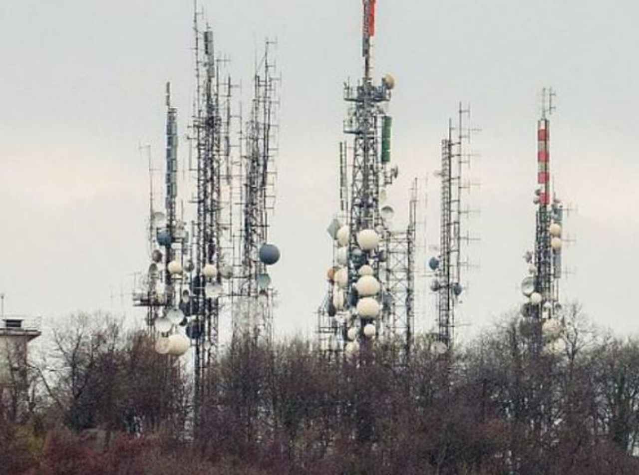 Tv locali, appello del Cnrt (Foto Corriere)