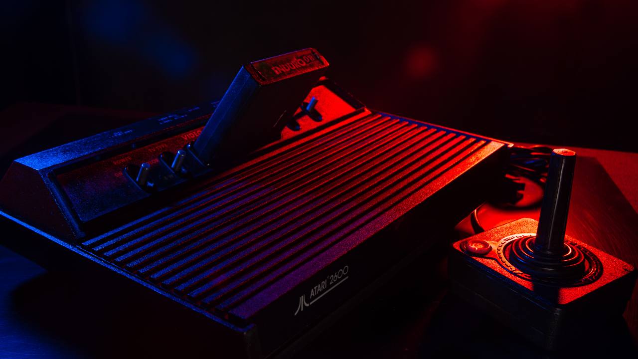 Atari, console Anni Novanta (Adobe Stock)