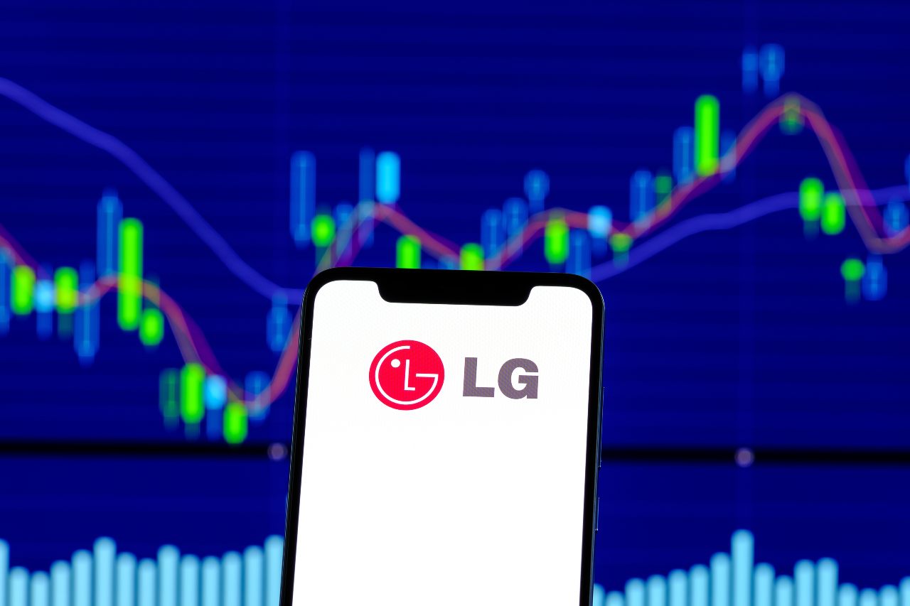 Smartphone LG (Adobe Stock)