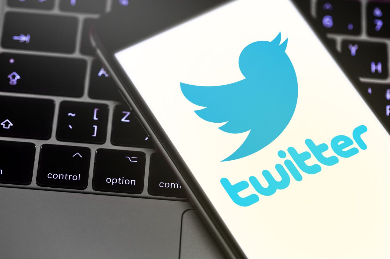 Twitter spinge per l'e-commerce (Adobe Stock)