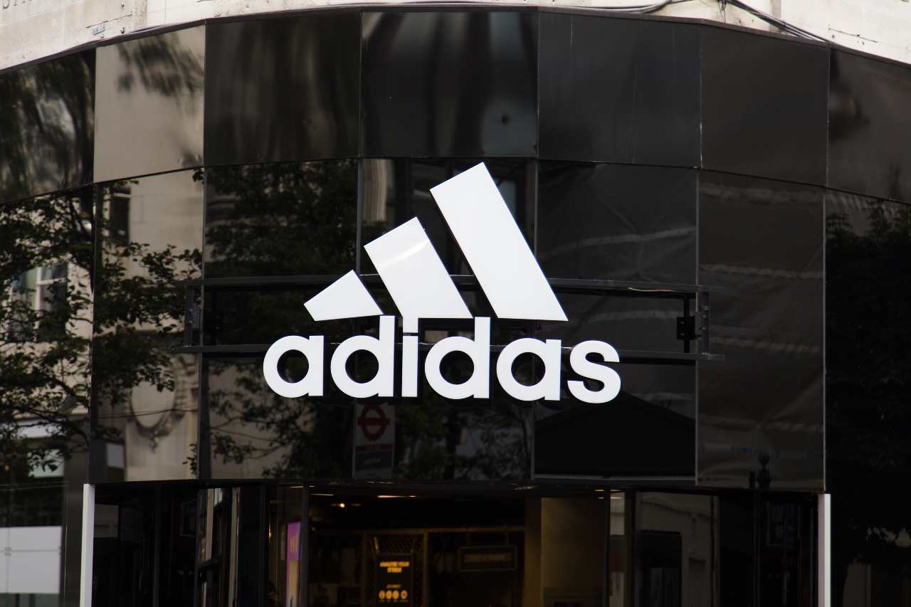 Adidas (Adobe Stock)
