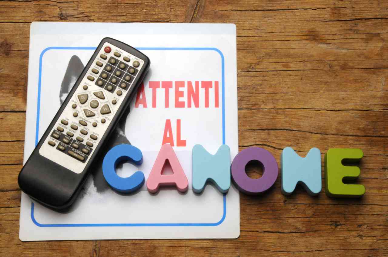 Canone Rai, come non pagarlo più (Adobe Stock)