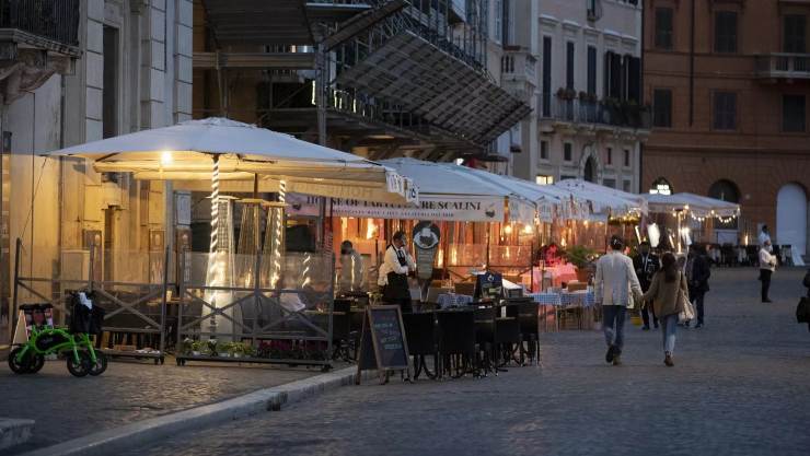 Coprifuoco notturno, fino a quando? (Foto Repubblica)