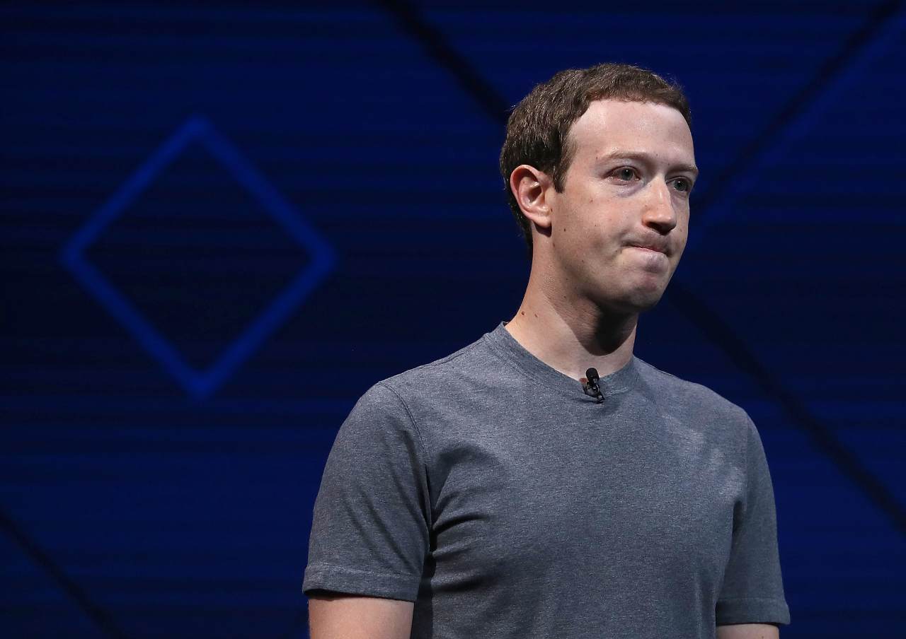 Facebook, messaggio all'avvio (Foto Wired)