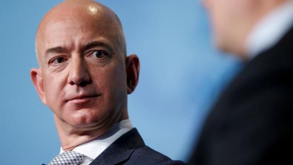 Jeff Bezos (Foto La Stampa)