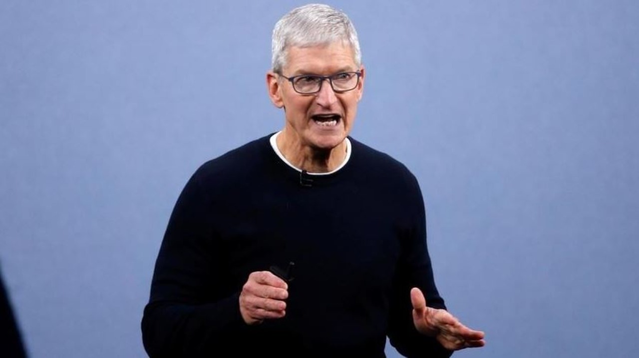 Apple dichiara guerra a Facebook (Foto La Stampa)