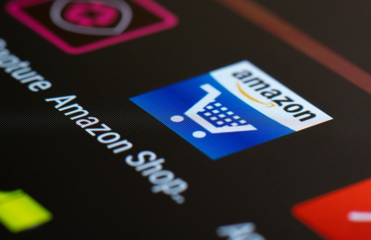 Amazon monopolio (photo by Sagar Soneji from Pexels)