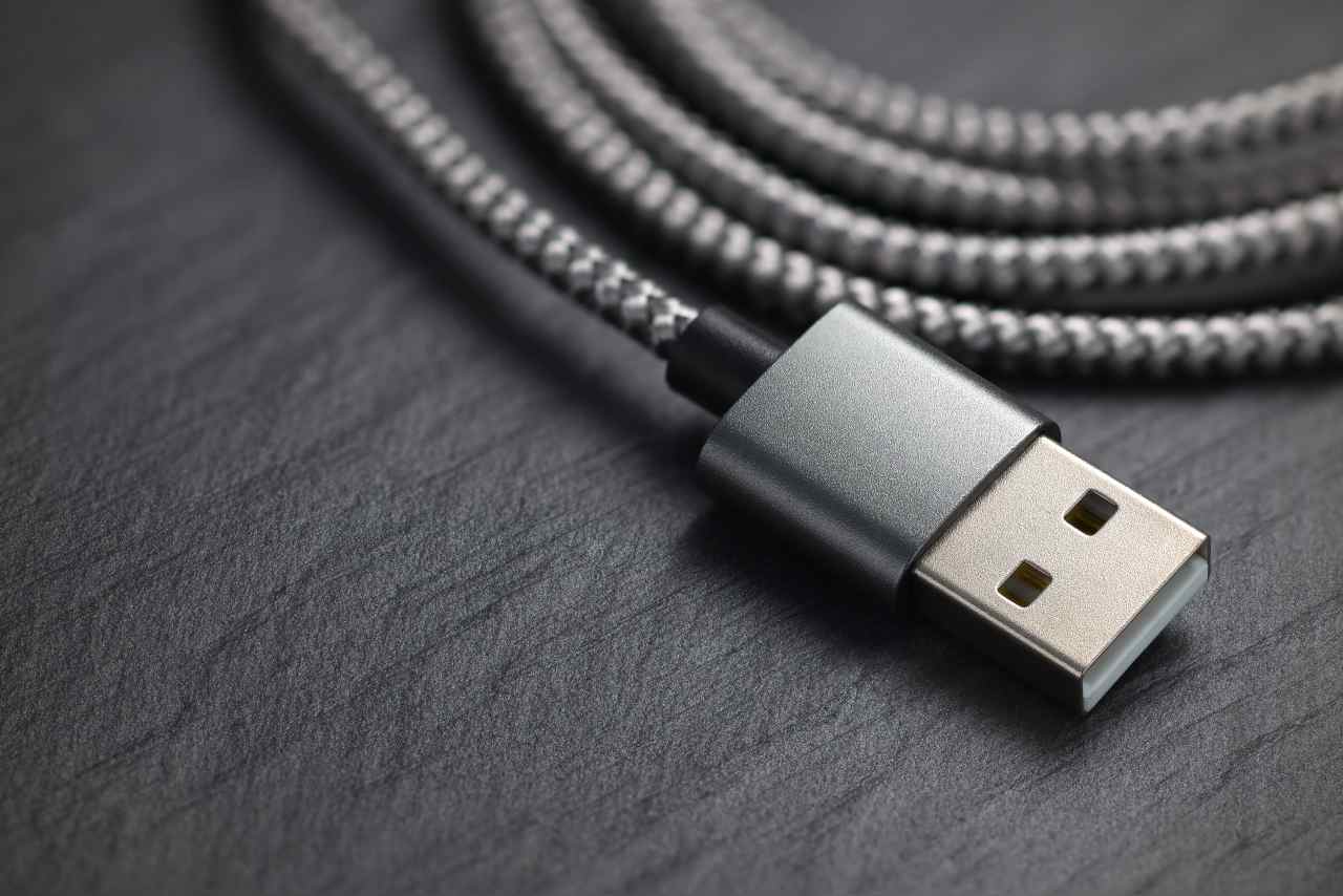 Cavo USB A (Adobe Stock)