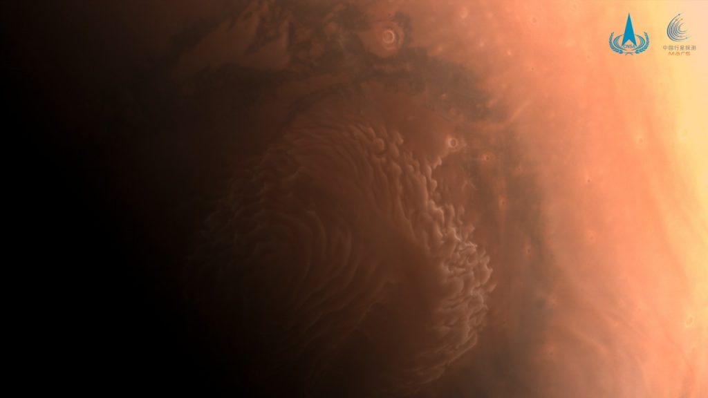 Zhurong, Marte fotografato dall'orbiter