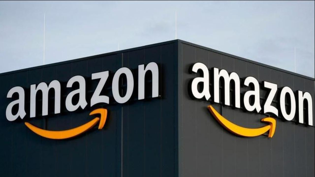 Amazon, niente reso iPhone per delle mutande (Foto LaStampa)