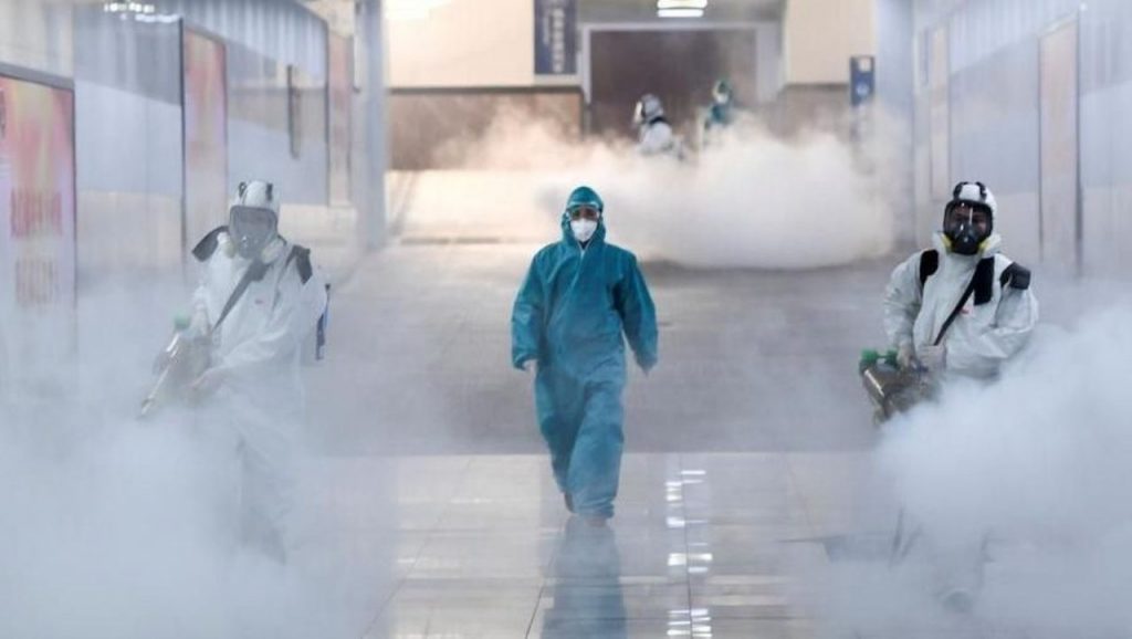 Covid in laboratorio? (Foto LaStampa)