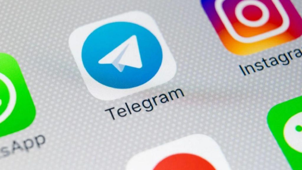 Telegram vs WhatsApp