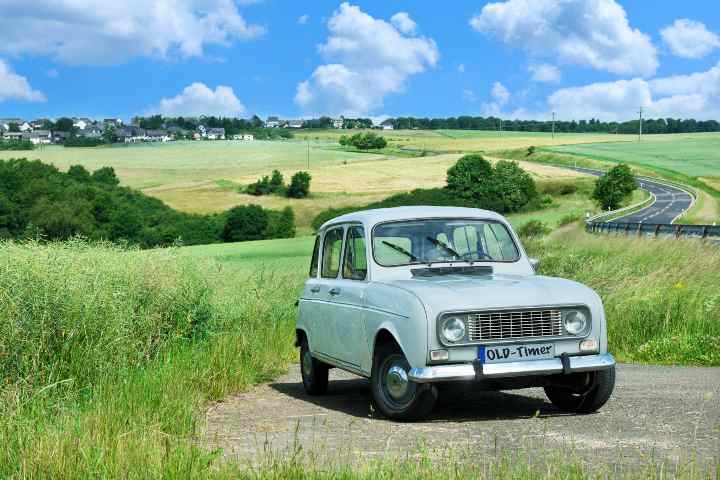 Renault 4