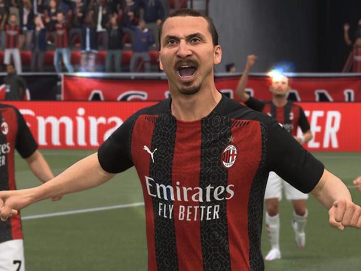 PES 2022 vs FIFA 22: sfida di esclusive in Serie A