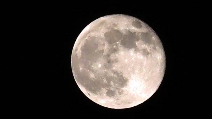 Superluna di Fragola (Foto Quotidiano Nazionale)