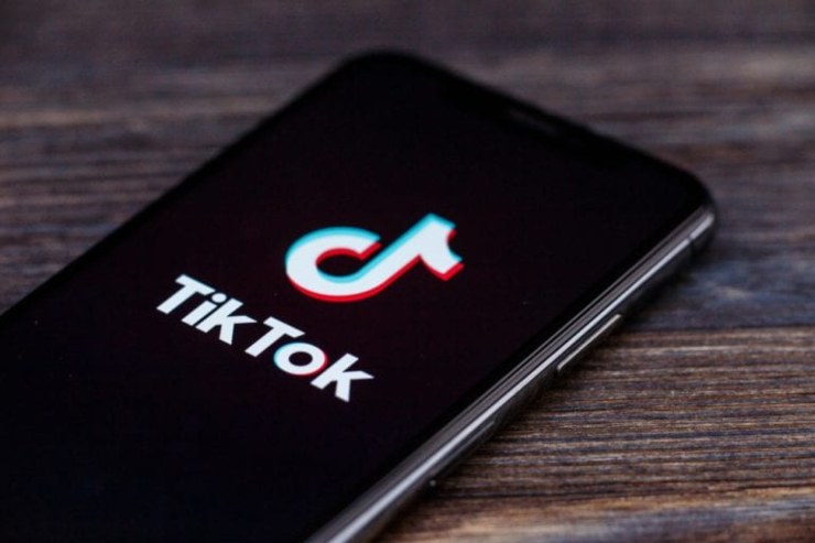 TikTok raccoglie ora dati biometrici (Foto Gamberorosso.it)