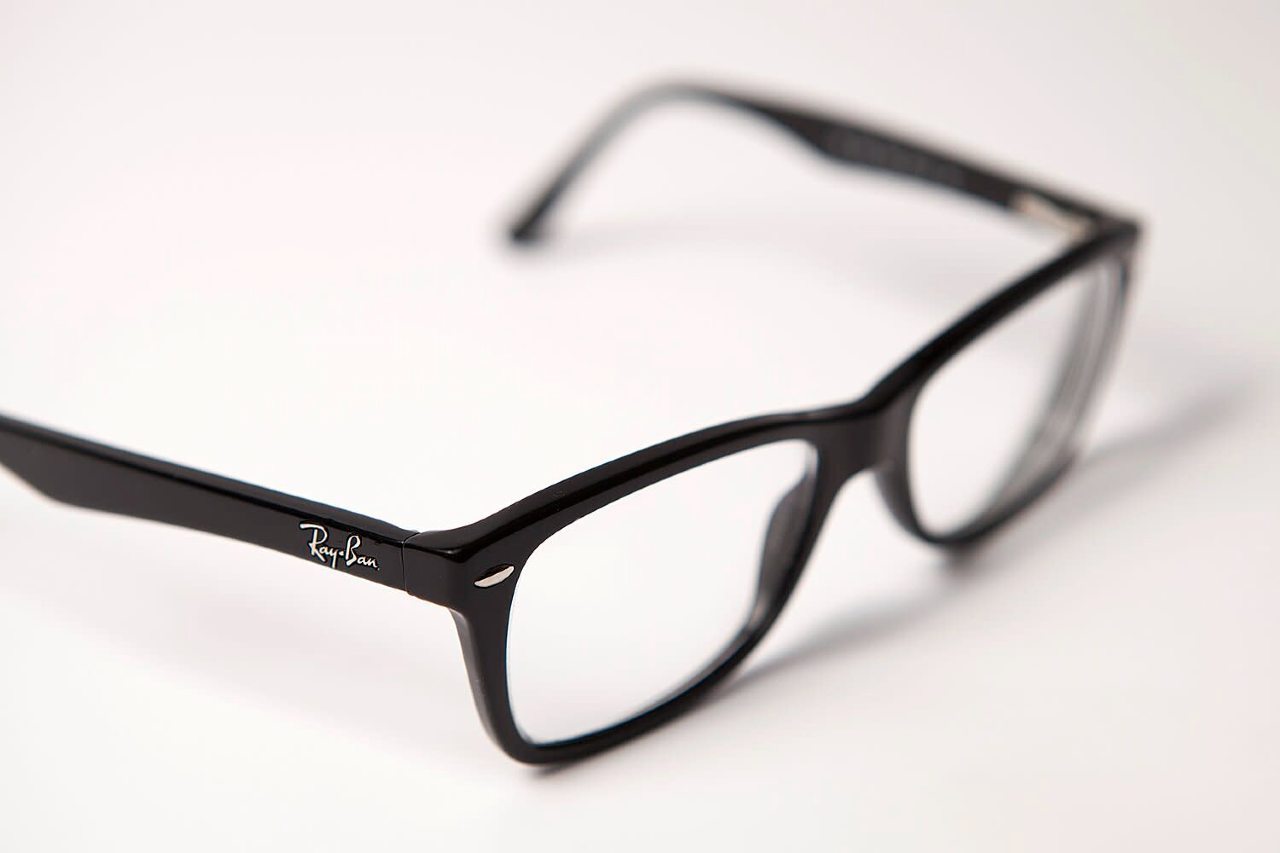 gli occhiali smart Facebook Ray-Ban