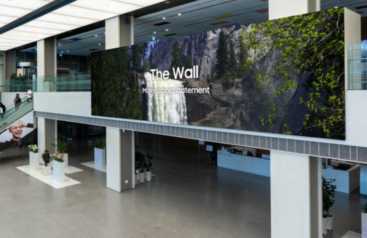 Samsung The Wall (news.samsung.com)