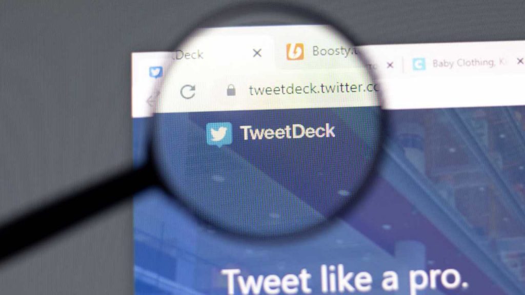 TweetDeck (Adobe Stock)