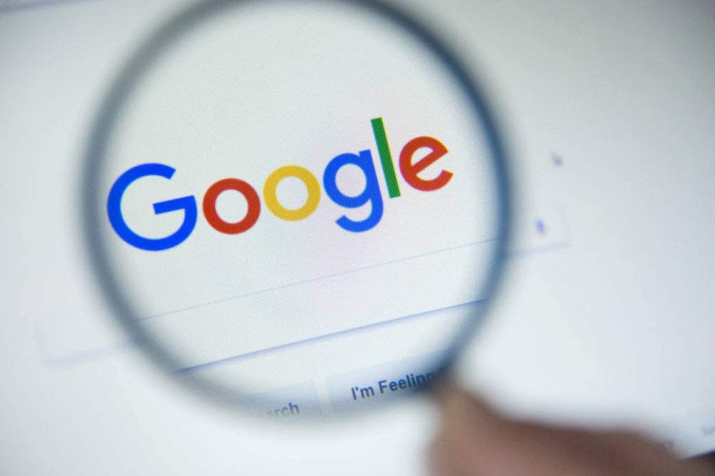 Google, il sito più cliccato al mondo. Il suo nome è un'iperbole (Adobe Stock)
