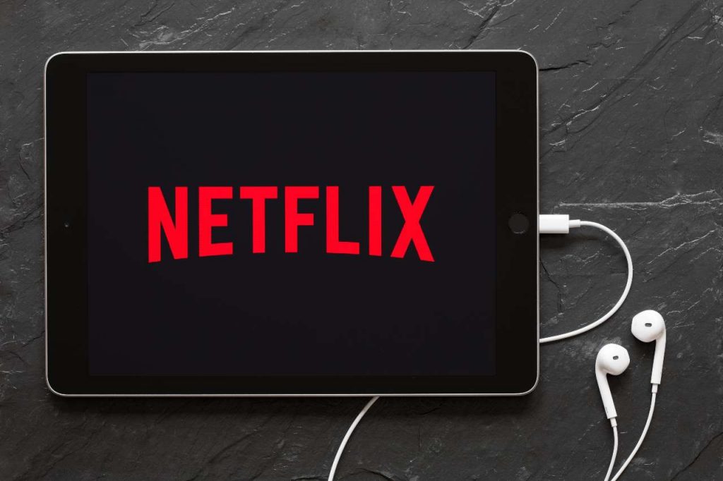 Netflix e lo Spatial Audio con iOS (Adobe Stock)