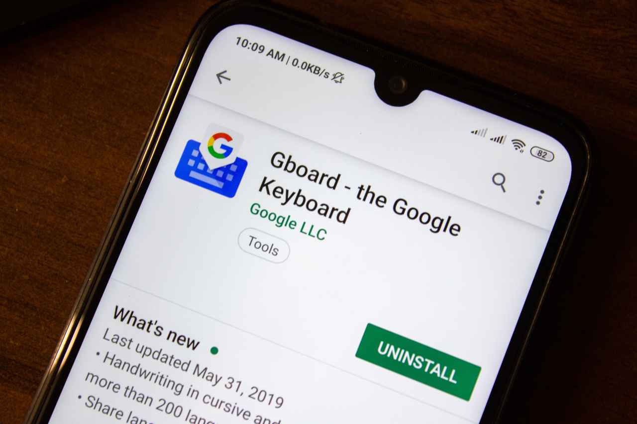 Gboard, la tastiera virtuale di Google disponibile per Android ma anche per iOS (Adobe Stock)