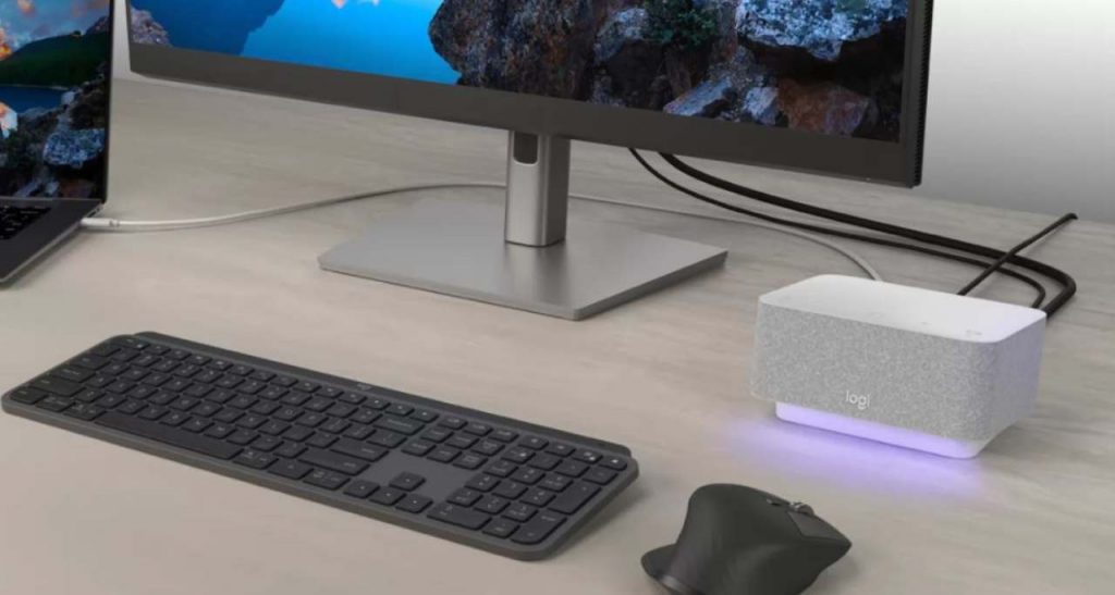 Logi Dock di Logitech (Foto Everyeye)