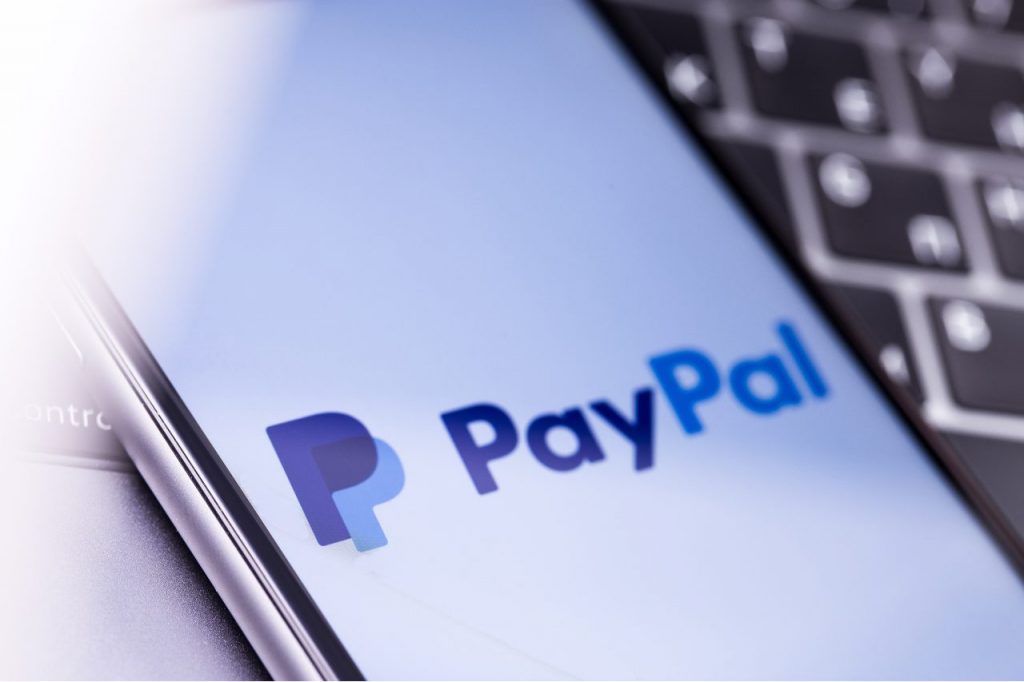 Paypal (Adobe Stock)