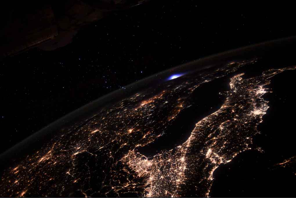 La foto di Pesquet dalla ISS