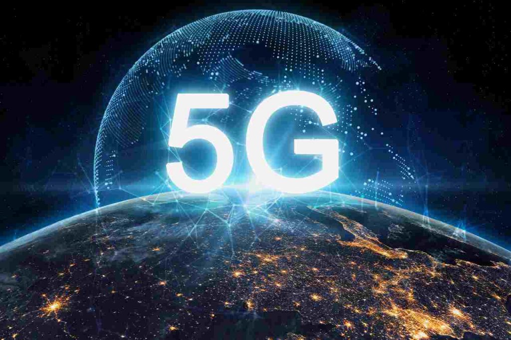 5G, standard che definisce la quinta generazione della telefonia mobile con una significativa evoluzione rispetto alla tecnologia 4G/IMT-Advanced (Adobe Stock)