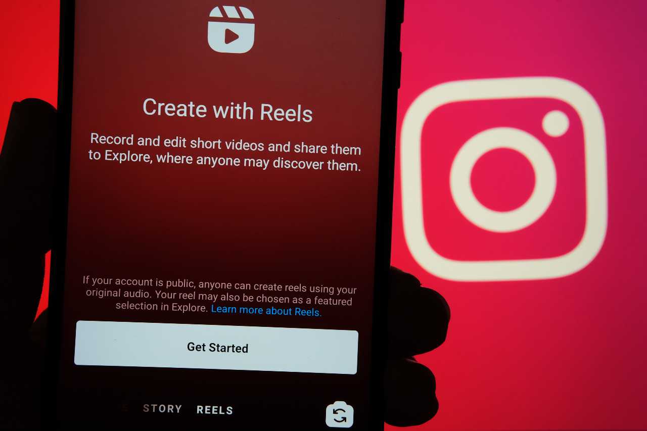 Instagram Reel, nuove funzioni (Adobe Stock)