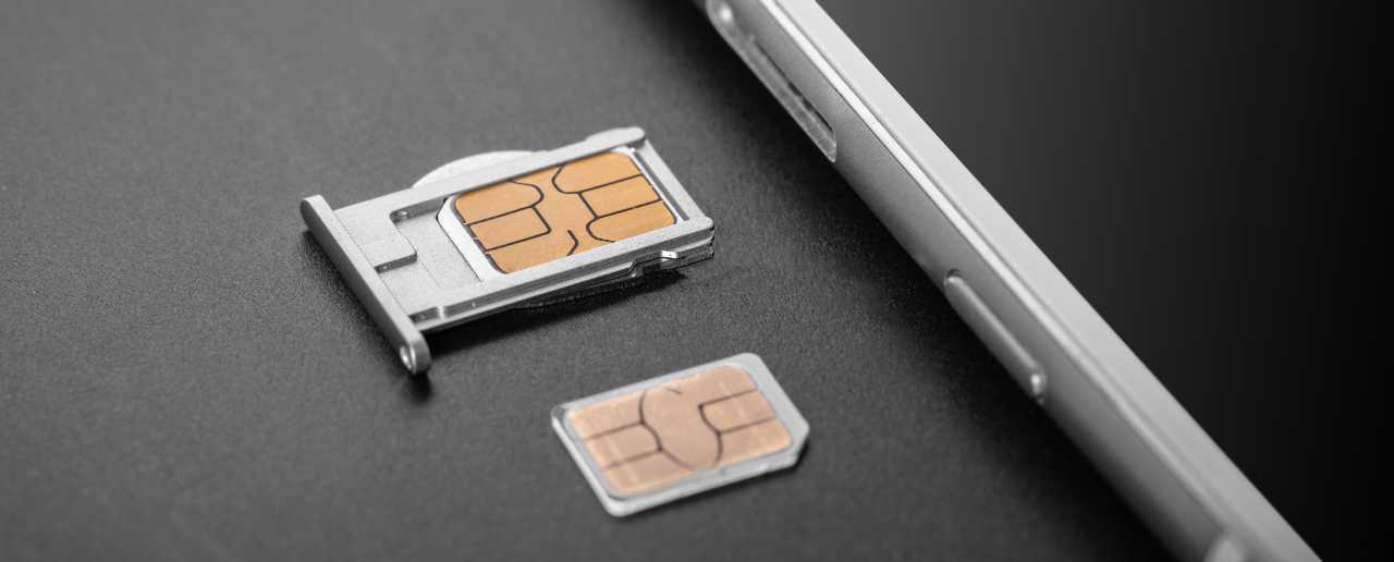 SIM Card, il chip è il vero cuore della tecnologia (Adobe Stock)