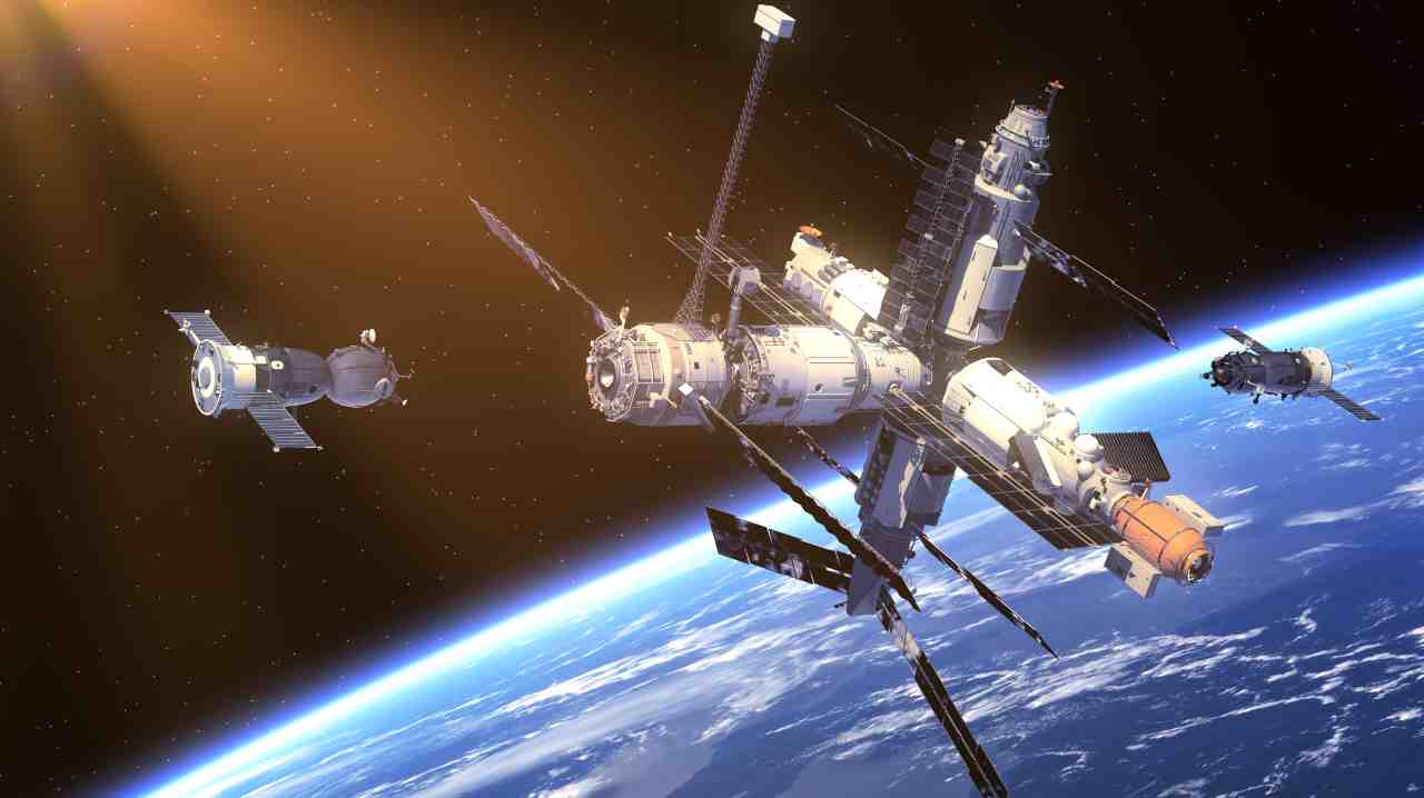 Prichal, il modulo nodale russo, si è agganciato alla ISS