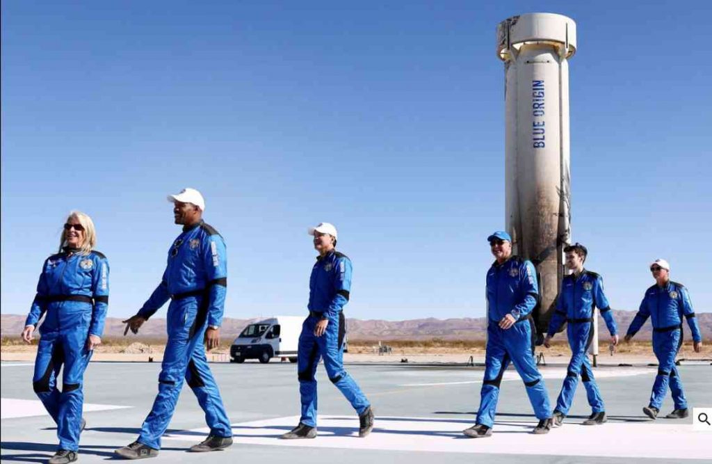 Blue Origin mission NS-19 20211213 cmag