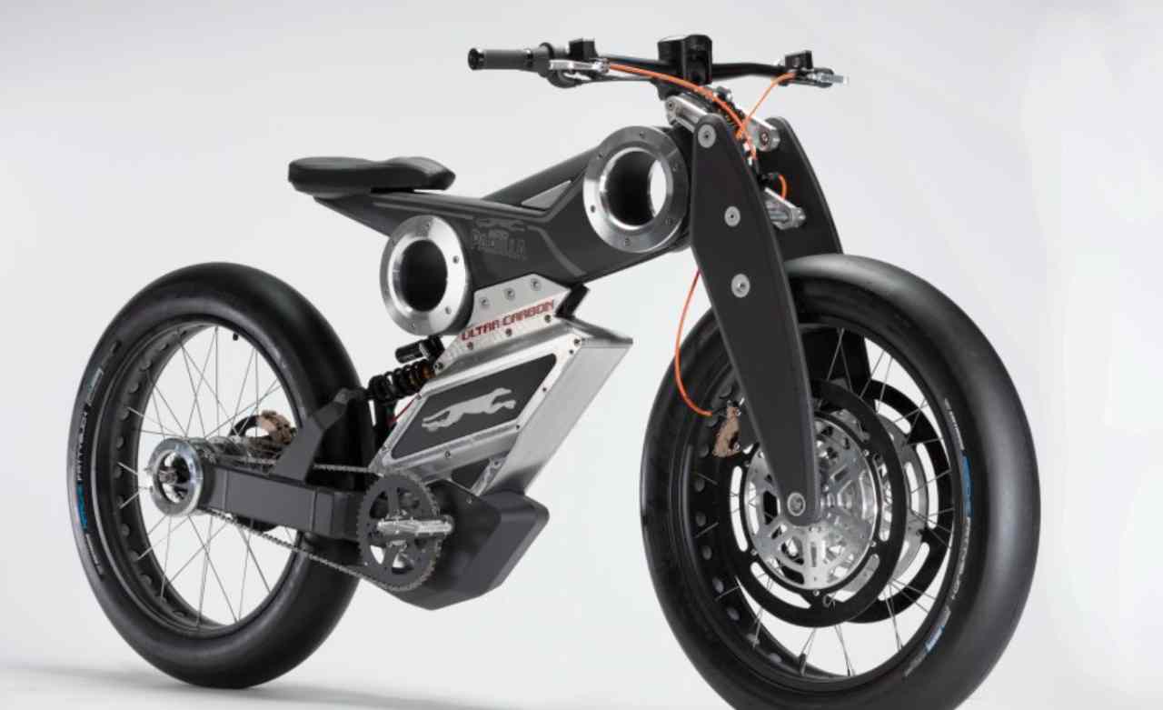 Carbon Moto Parilla 2 20211227 cmag