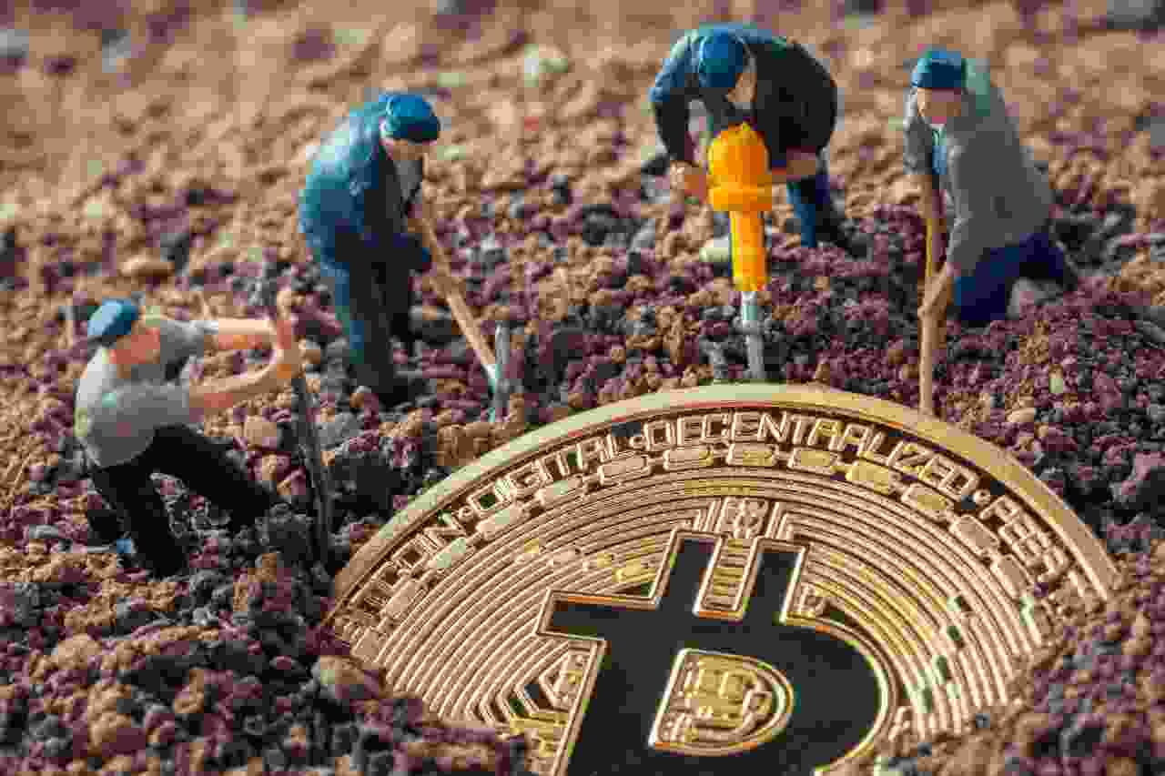 Mining Bitcoin 20211415 cmag