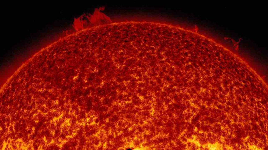 Il Sole potrebbe essere un pericolo per la terra? - 14122021 www.computermagazine.it