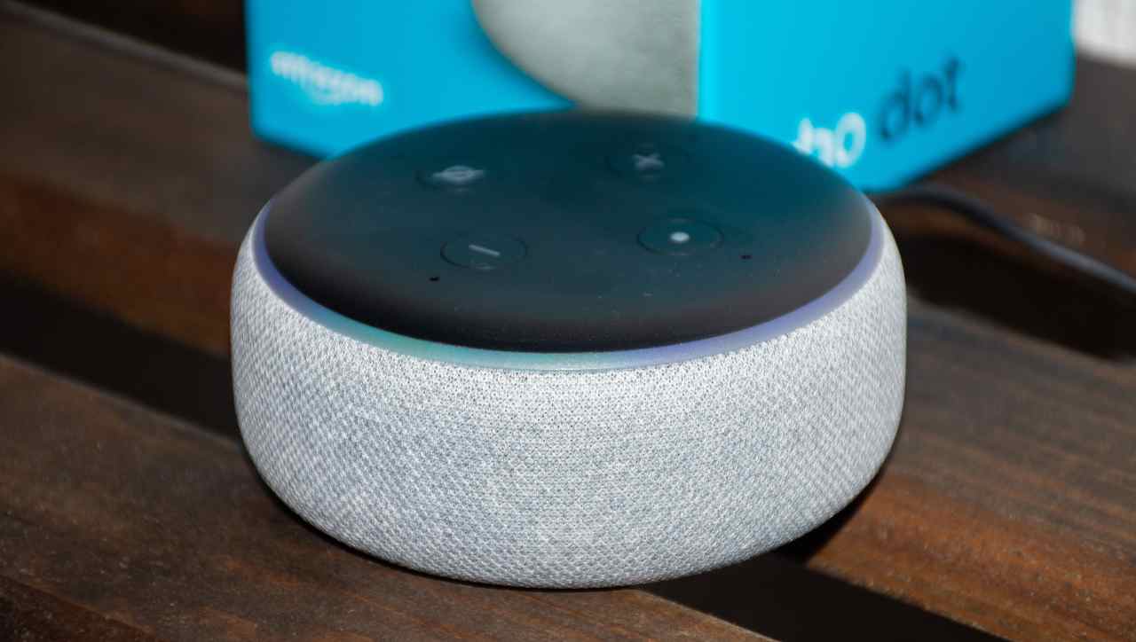 Alexa ci ascolta? Ecco come fare a cancellare i dati quando vogliamo resettarla