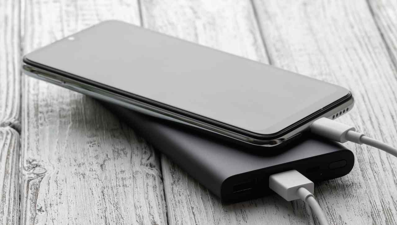 Un PowerBank Wireless per cellulare? Ce lo offre Anker, e pare che sia il migliore che esista