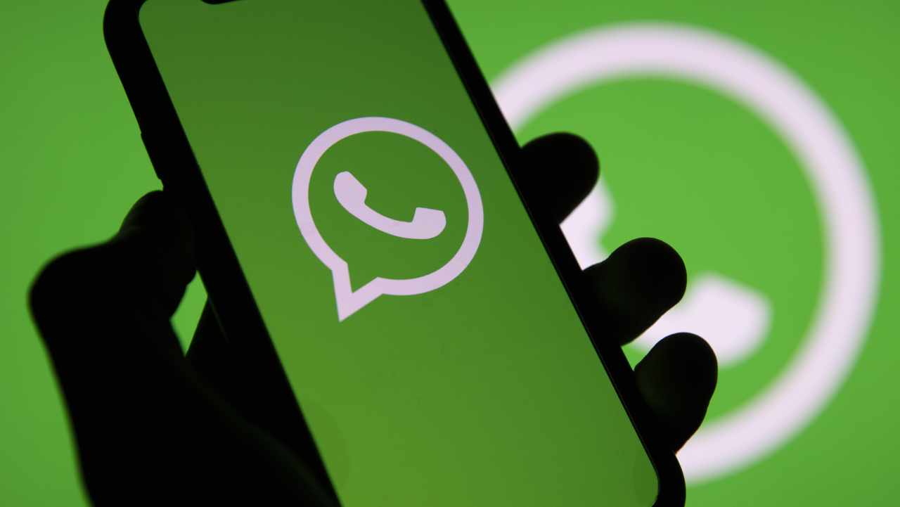 WhatsApp ti permette di usare un codice segreto per scriverti messaggi da solo e in totale privacy