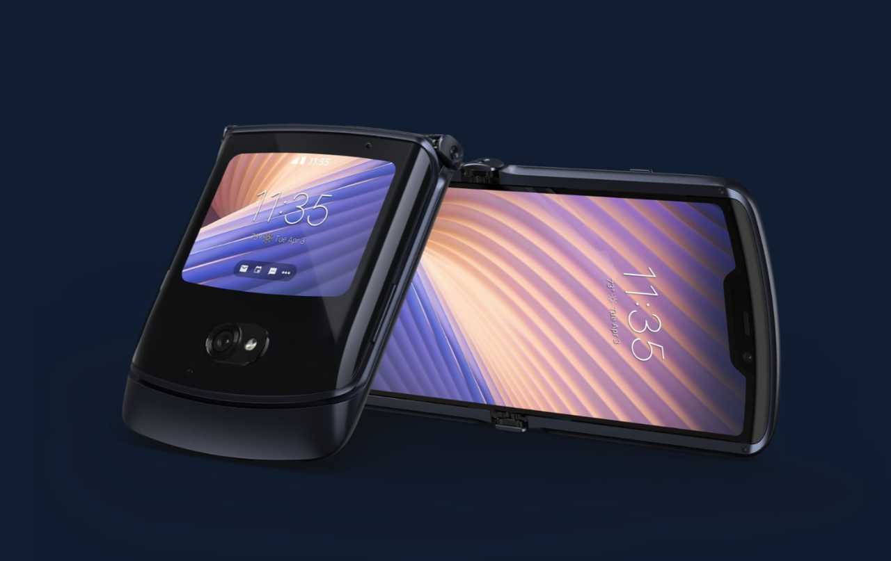 Motorola Razr 5G ComputerMagazine.it 08 Febbraio 2022