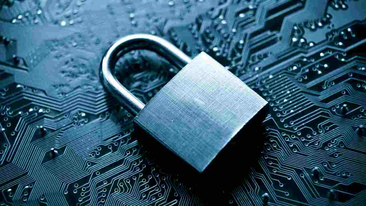 Vuoi il massimo della sicurezza? Ecco il lucchetto smart con impronte digitali