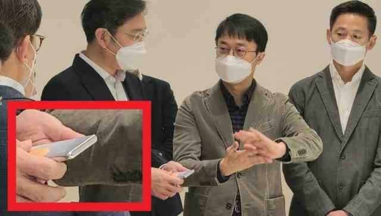 Samsung Diamond, un misterioso foldable spunta fuori da una foto in Rete: come sarà?