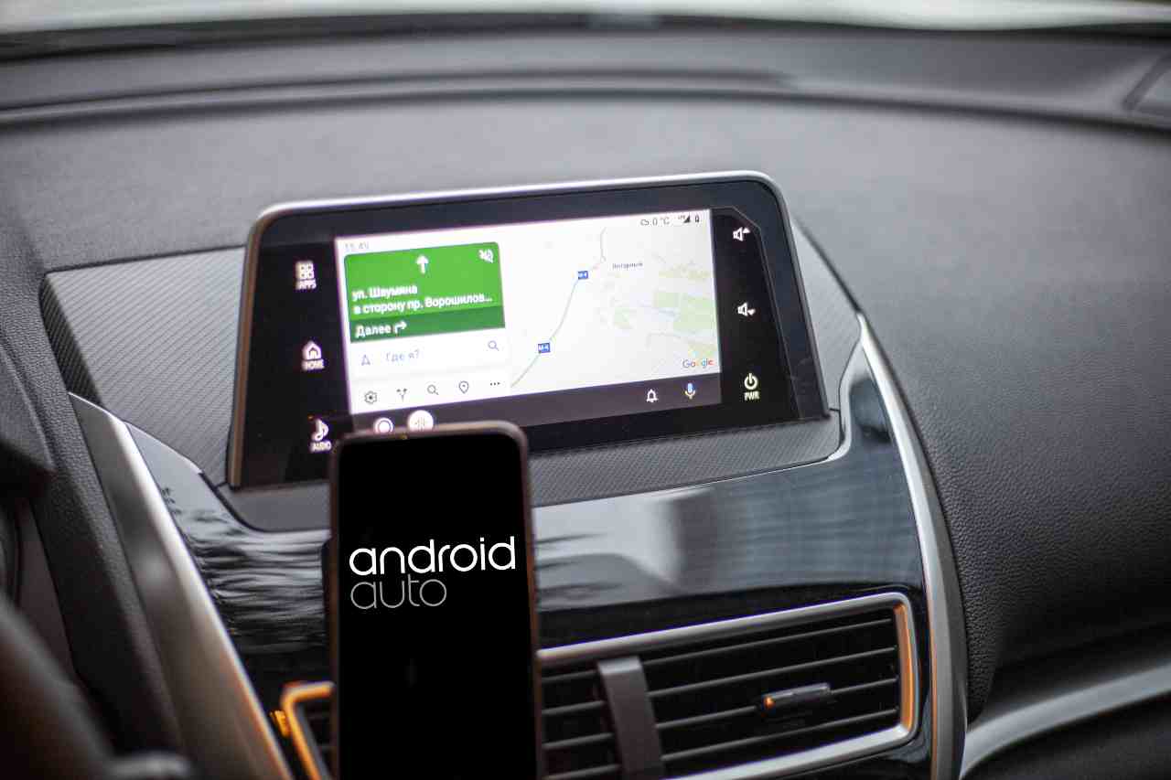 Android Auto 20220412 cmag