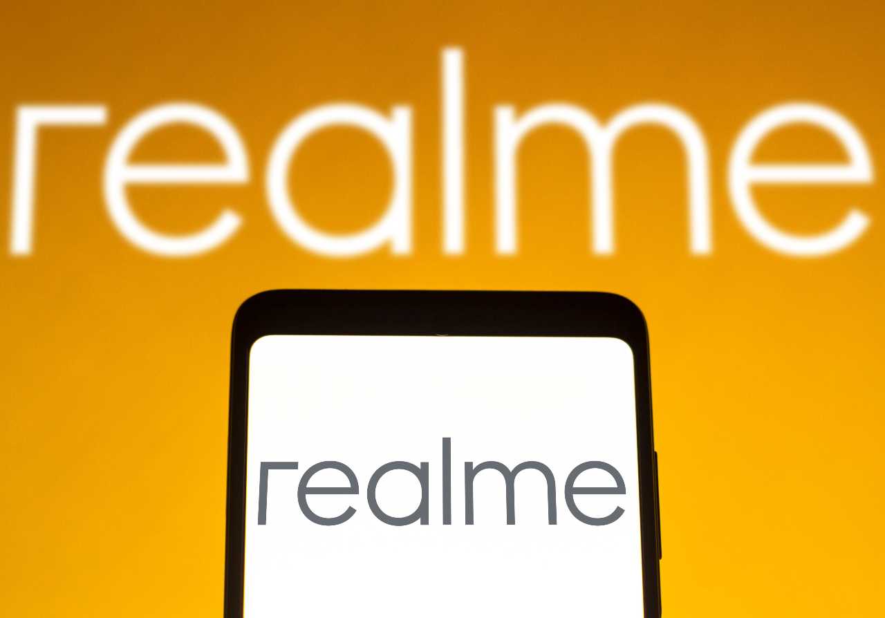 Realme 20220415 cmag 2