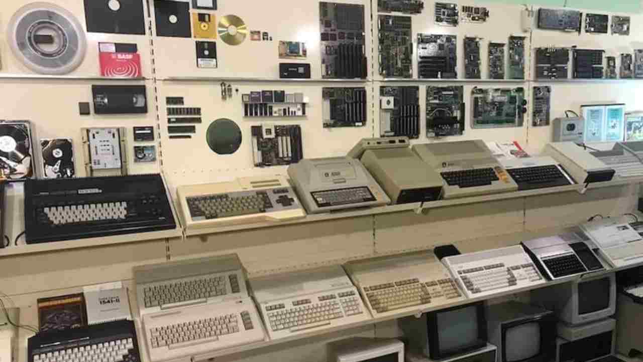 Guerra in Ucraina: ora c'è l'addio anche al Club 8-bit, il più grande museo di computer del paese