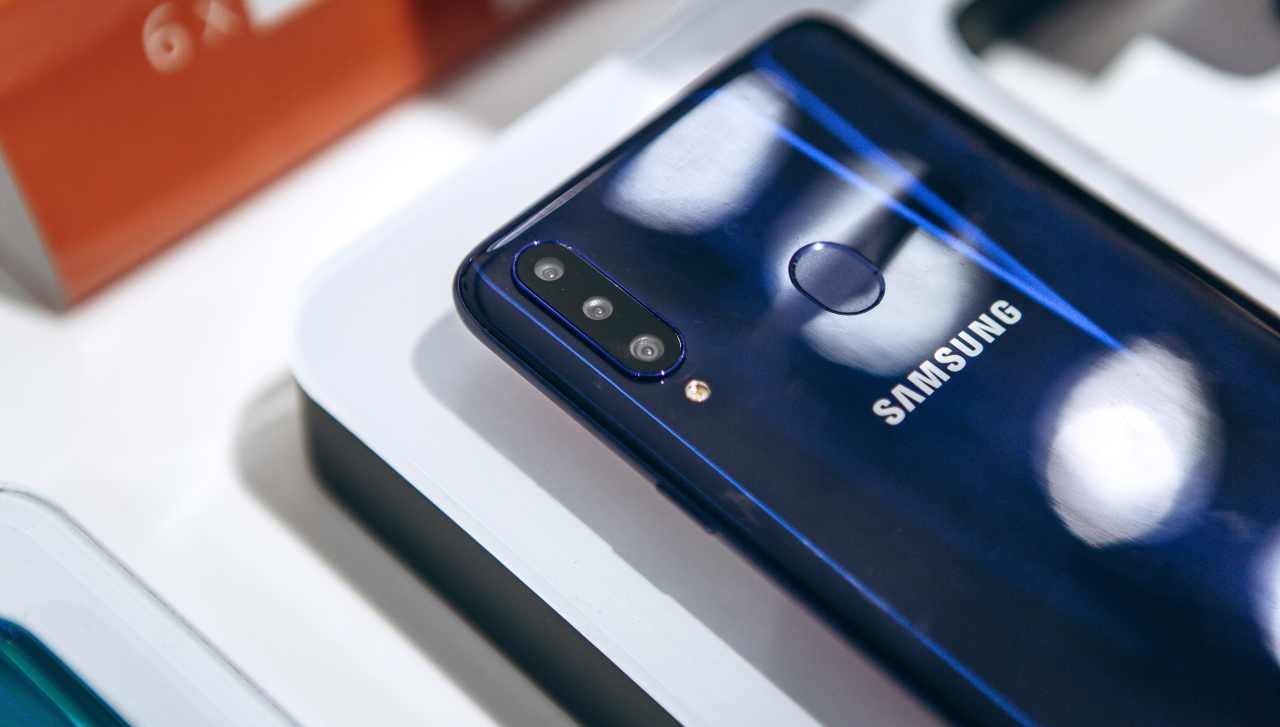 Samsung scatenata! ecco i nuovi smartphone pieghevoli in arrivo